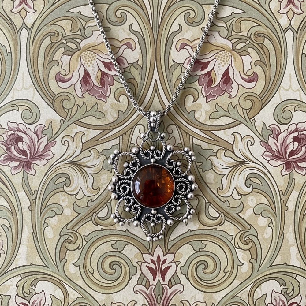 Sterling Silver Carnelian 1990s circa necklace total weight 39 grams 925 stamp